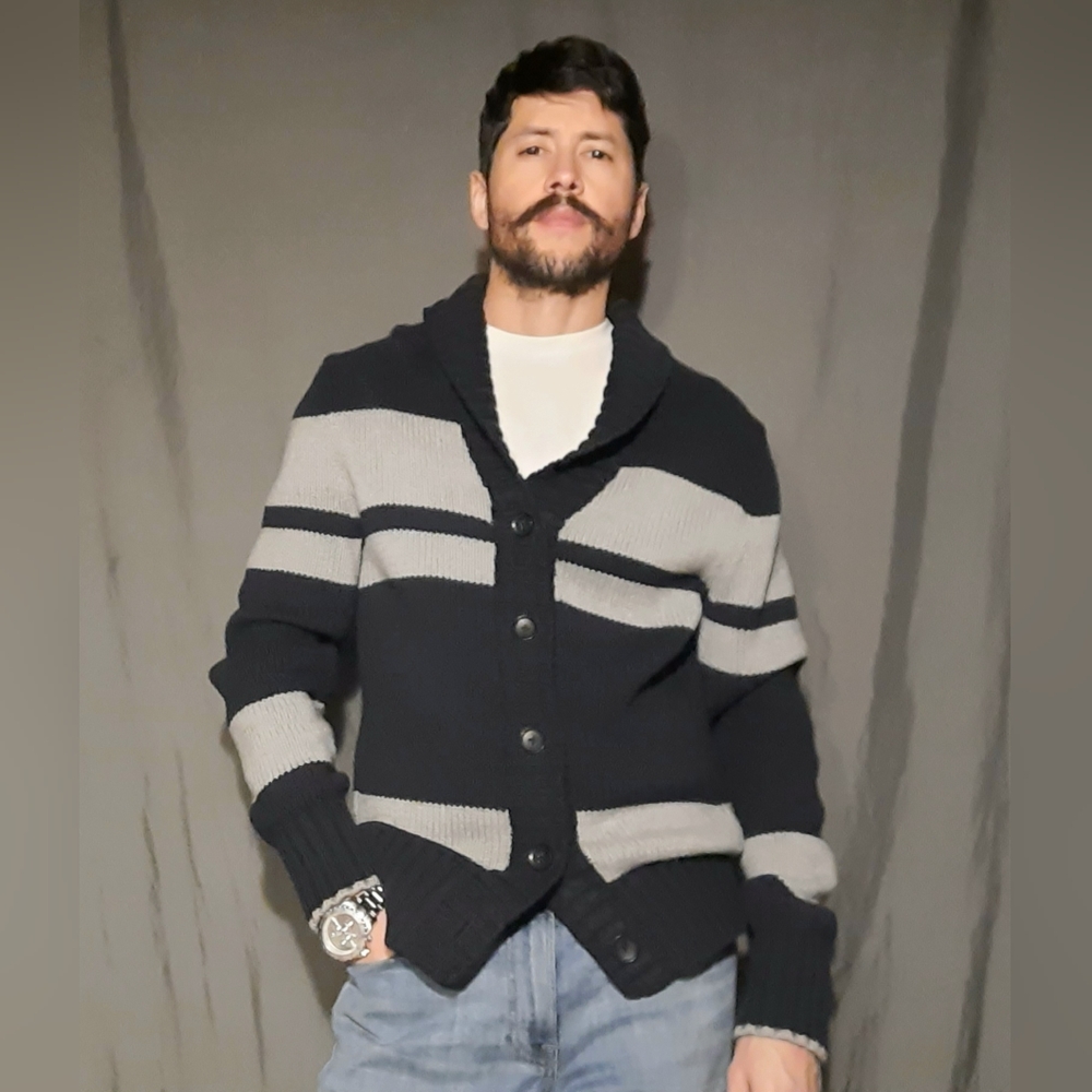 Banana Republic men's sweater